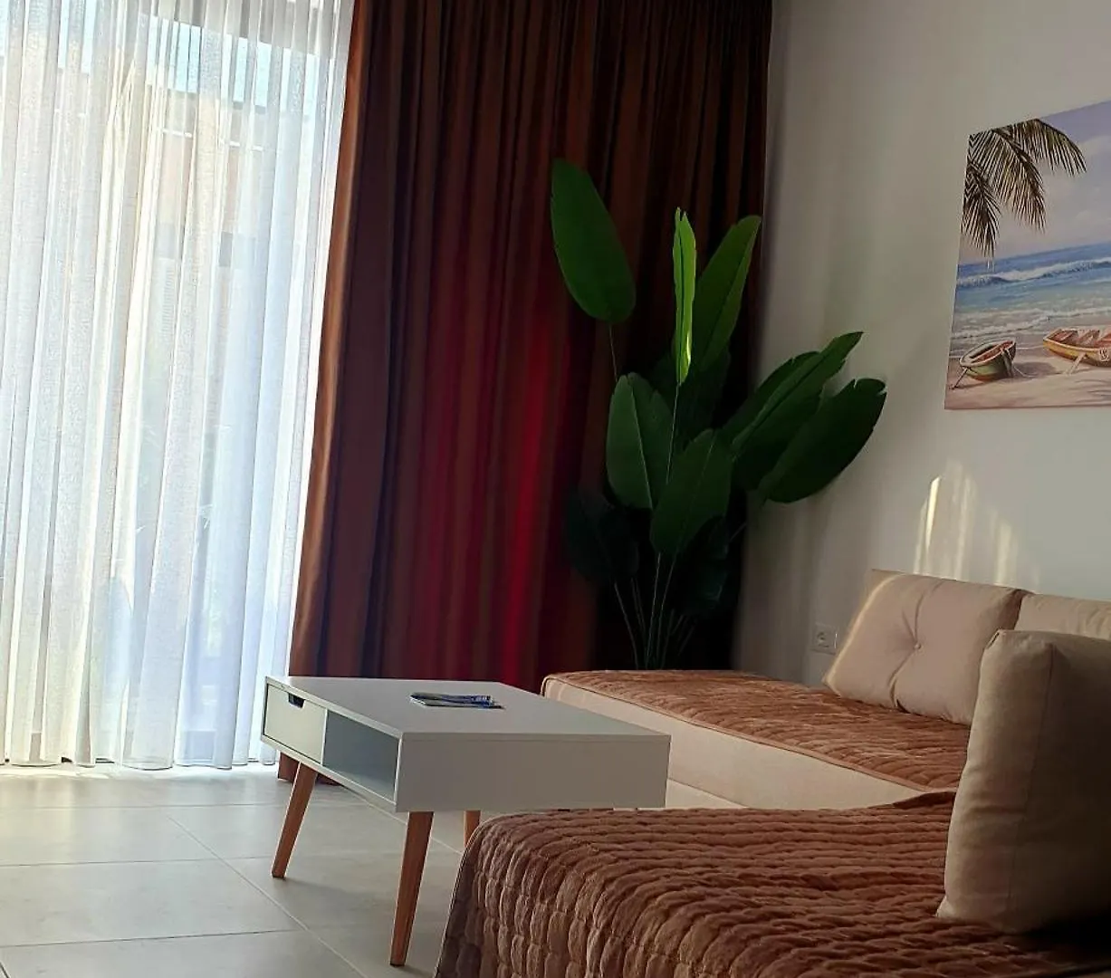 2F Saranda Apartment